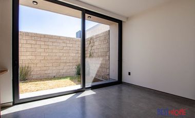 Casa en Venta en Lago de Juriquilla - ¡Recámara en Planta Baja y Roof Garden!