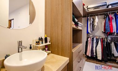 Casa Amueblada en Renta en Condesa Juriquilla - Recámara en Planta Baja y Jardín