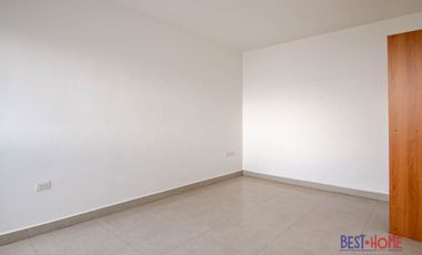 Casa Amueblada en Renta en Condesa Juriquilla - Recámara en Planta Baja y Jardín