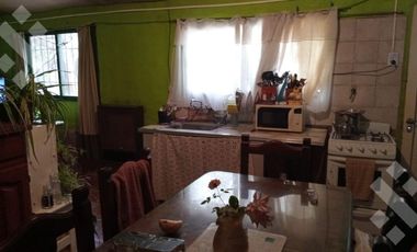 En Venta, Casa de 3 habitaciones y quincho, Plottier.