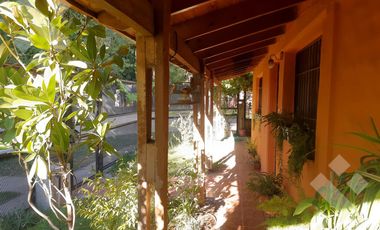 En Venta, Casa de 3 habitaciones y quincho, Plottier.