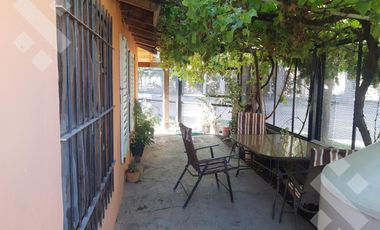 En Venta, Casa de 3 habitaciones y quincho, Plottier.