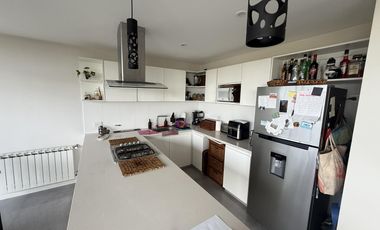 Departamento en venta de tres dormitorios en 50 e 26 y 27