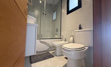 Departamento en venta de tres dormitorios en 50 e 26 y 27