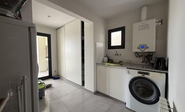 Departamento en venta de tres dormitorios en 50 e 26 y 27