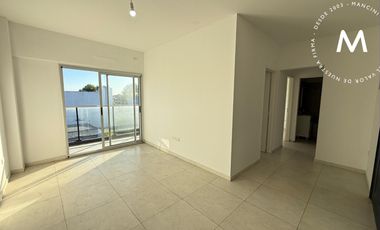Piso uníco de 3 ambientes al frente - Apto profesional