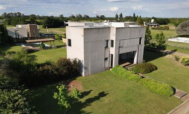 Casa en  Prados de la Adelina Club de Campo - Gualeguaychu - Entre Rios