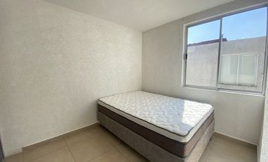 Se renta depto Semi-amueblado  a unos pasos del aeropuerto