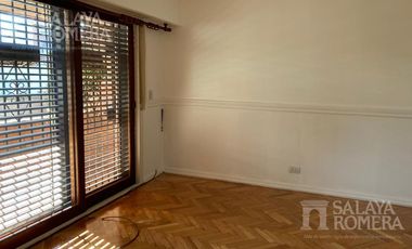 Casa - La Lucila-Vias/Maipu  5 ambientes -