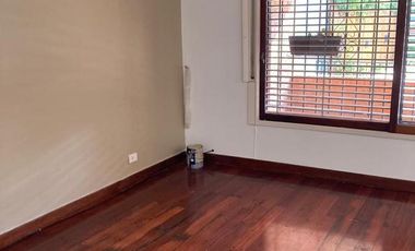 Casa - La Lucila-Vias/Maipu  5 ambientes -