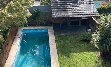 Casa - La Lucila-Vias/Maipu  5 ambientes -