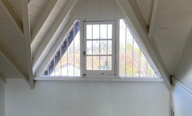 Casa - La Lucila-Vias/Maipu  5 ambientes -