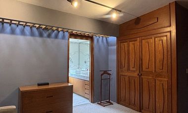 LINDA CASA EN CONDOMINIO EN CALLE CERRADA