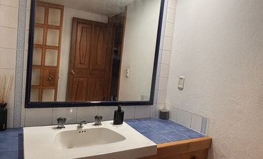 LINDA CASA EN CONDOMINIO EN CALLE CERRADA