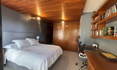 LINDA CASA EN CONDOMINIO EN CALLE CERRADA