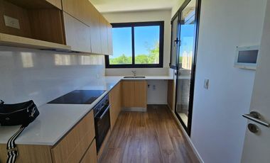 Venta departamento 3 ambientes con jardín en Nordelta