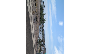 En venta terreno con vista al mar  bifamiliar Urb Ciudad del mar