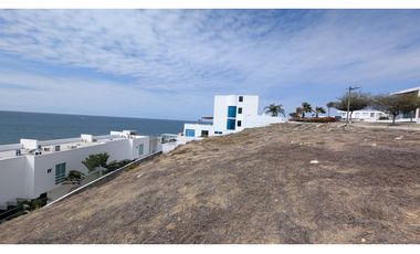 En venta terreno vista al mar Urbanizacion Ciudad del Mar