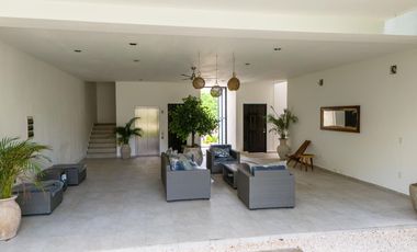 Casa en venta, tulum, 3 habitaciones, 3 baños y 1/2, terraza
