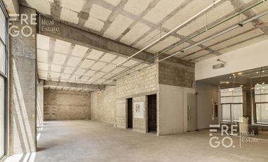 Oficina en venta en Ladrón de Guevara, a una cuadra de Chapultepec, Guadalajara