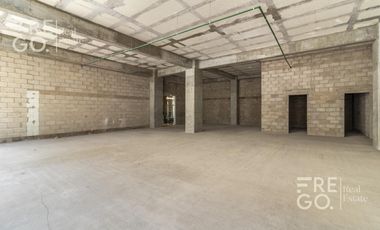 Oficina en venta en Ladrón de Guevara, a una cuadra de Chapultepec, Guadalajara