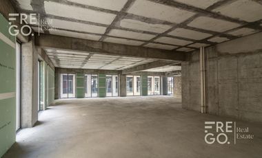 Oficina en venta en Ladrón de Guevara, a una cuadra de Chapultepec, Guadalajara