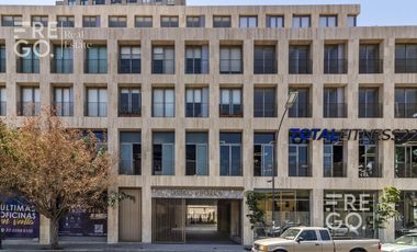 Oficina en venta en Ladrón de Guevara, a una cuadra de Chapultepec, Guadalajara