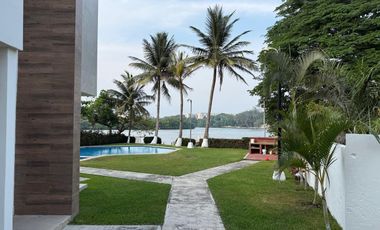 RINCON DEL CONCHAL, Casa en RENTA en conjunto con alberca y muelle al rio del Estero