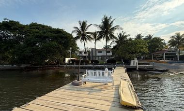 RINCON DEL CONCHAL, Casa en RENTA en conjunto con alberca y muelle al rio del Estero