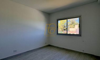 CASA EN VENTA, EL CENTAURO