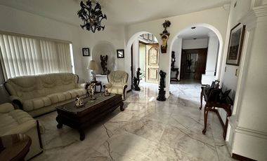 Residencia de Lujo en venta Santa Isabel, Zona Andares – ¡Precio de Oportunidad!