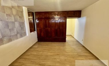 Venta Casa 6 ambientes de categoria en Florencio Varela.