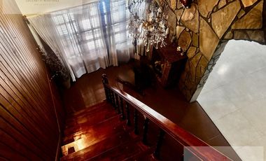 Venta Casa 6 ambientes de categoria en Florencio Varela.