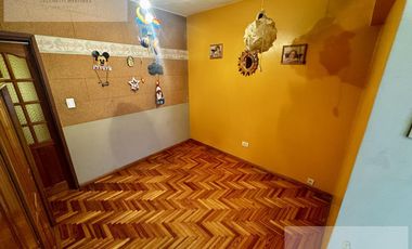 Venta Casa 6 ambientes de categoria en Florencio Varela.