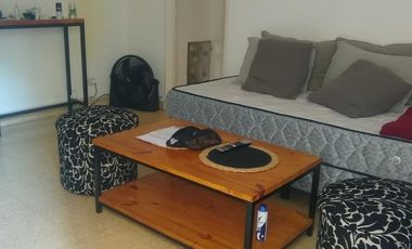 Depto en venta dos ambientes en Quilmes Centro con patio