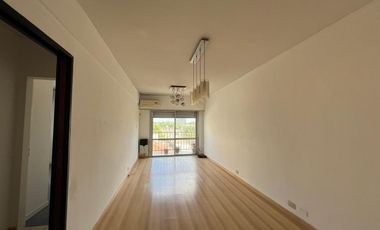 Departamento de tres ambientes en Venta en Bernal