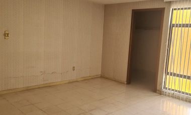 CASA EN RENTA EN COL. POLANCO.
