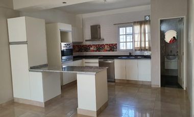 Departamento tres ambientes en venta wilde