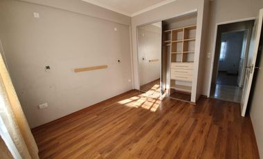 Departamento tres ambientes en venta wilde