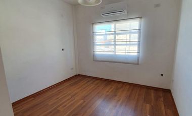 Departamento tres ambientes en venta wilde