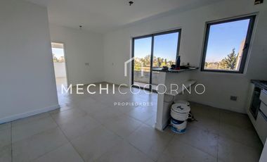 Departamento en Condominio Civis venta 2 ambientes toillete y habitación en suite cochera y balcon