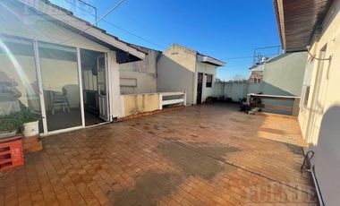 Casa en Banfield Este