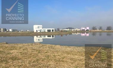 Venta de Terreno en Barrio Santa Clara al Sur