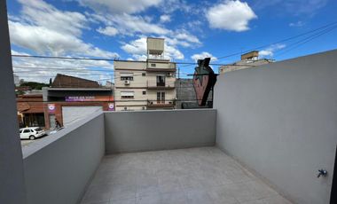 Departamento de dos ambientes en venta en Wilde