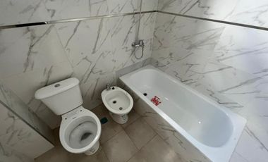 Departamento de dos ambientes en venta en Wilde