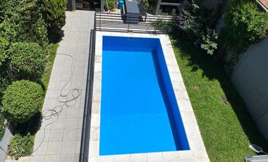 Hermoso 2 Ambientes con Piscina, Jardín y Balcón – Excelente Ubicación