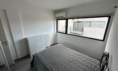 Hermoso 2 Ambientes con Piscina, Jardín y Balcón – Excelente Ubicación