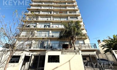 VENTA DEPARTAMENTO DOS AMBIENTES BECCAR CON BALCON Y COCHERAS