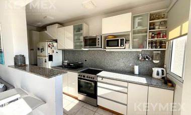 VENTA DEPARTAMENTO DOS AMBIENTES BECCAR CON BALCON Y COCHERAS