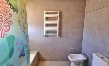 Casa 4  amb   escritorio c/ Pisicina Climatizada - Rumenco